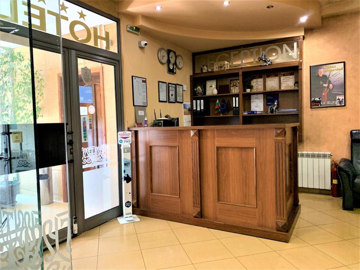 Hotel Trayana Stara Zagora Luaran gambar