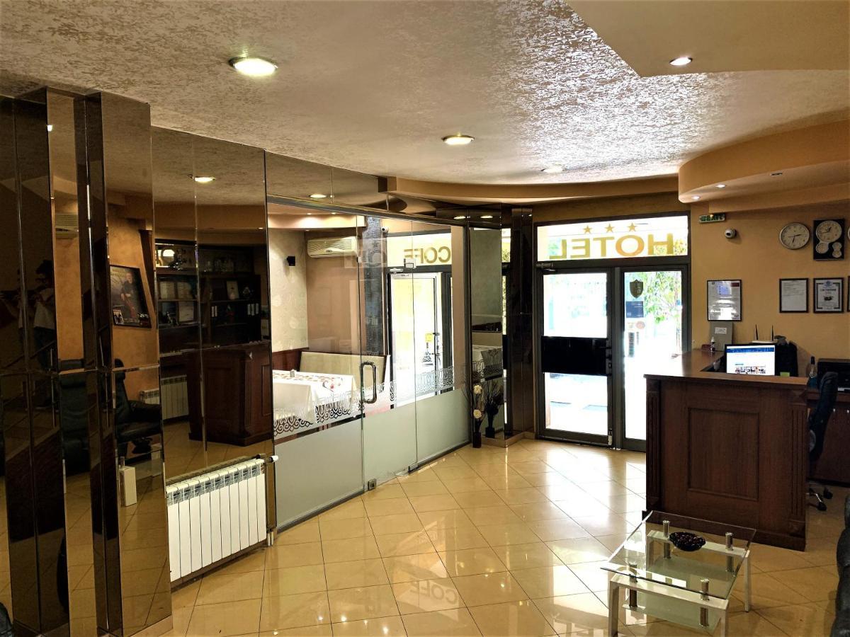 Hotel Trayana Stara Zagora Luaran gambar