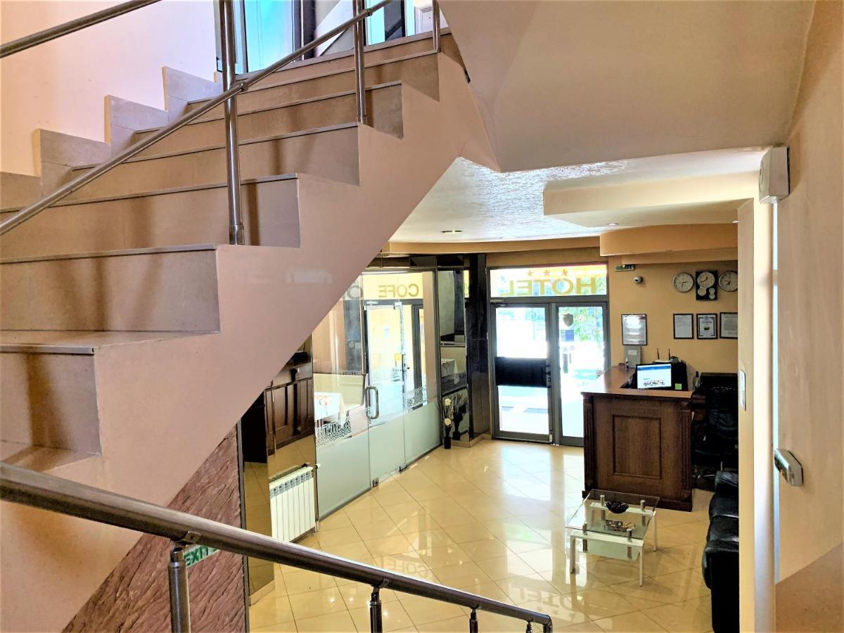 Hotel Trayana Stara Zagora Luaran gambar